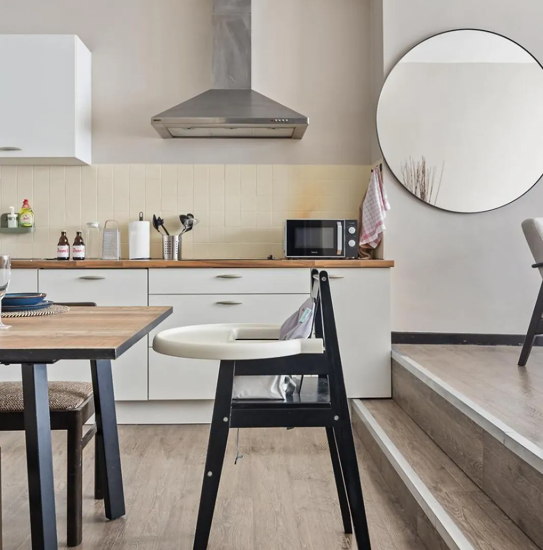 Apartment Mubi-Stay - Appartement Chalereux Au Centre Ville D'Anvers